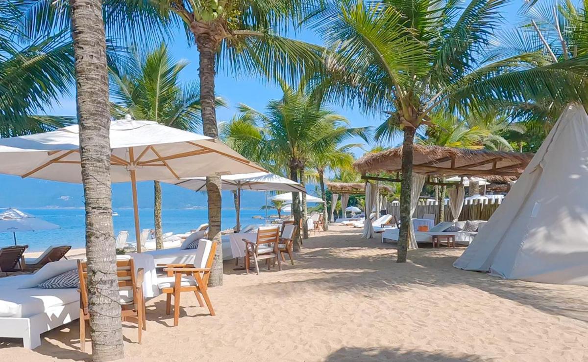 Dpny ビーチ ホテル ＆ スパ イリャベラ エクステリア 写真 Beach at the InterContinental Resort