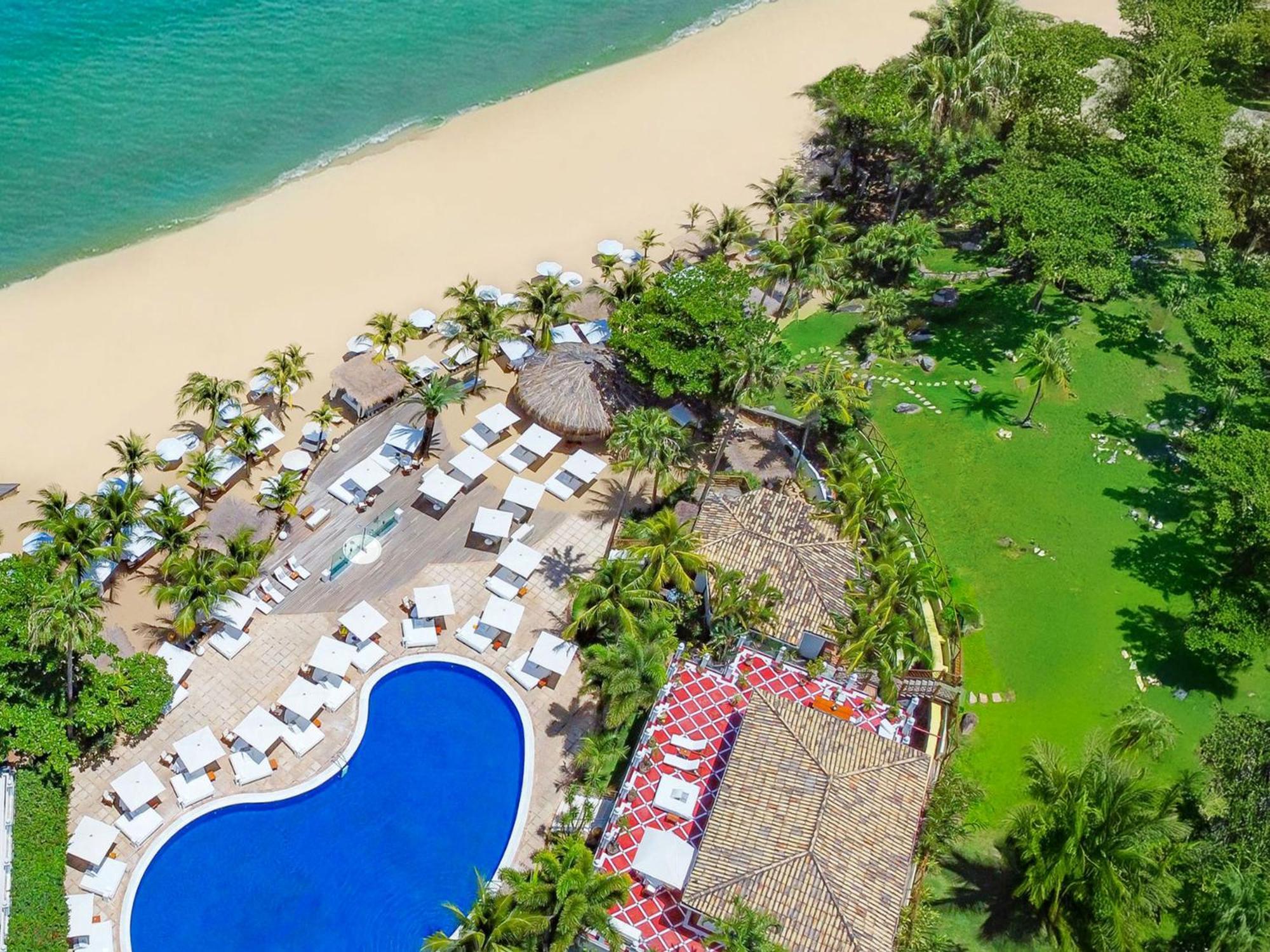Dpny ビーチ ホテル ＆ スパ イリャベラ エクステリア 写真 Aerial view of the resort